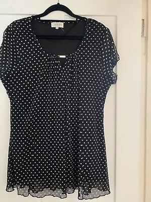 £5 • Buy Black Lined Chiffon Top T-shirt Tee Blouse With White Polka Dot Pattern Size 18