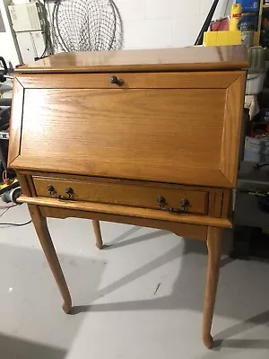 Oak Wood Desk Very Nice  • $120
