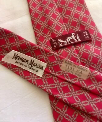 Hermes 100% Silk Tie Neiman Marcus Vintage 7153 FA -Red  Chain Link  Pattern • $119