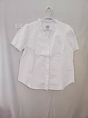 J Crew Ruffle Bib White Eyelet Short Sleeve Shirt Size M EUC • $20