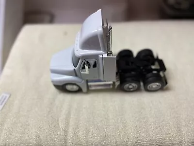 1/32 New Ray Freightliner  Century Class S/t  Semi Tractor No Packaging # A 220 • $29