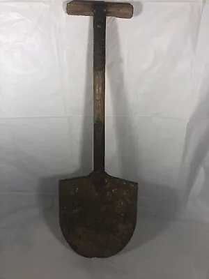 1945 WW2 WWII Trench T Handle Shovel Spade - Combat Used! • $58.99