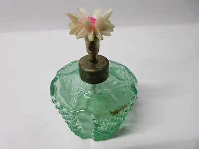 Vintage 1950's I.W. Rice Co. Japan Green Glass Atomizer Perfume Bottle With Rose • $15