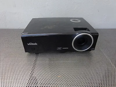 Vivitek D837 Portable XGA HD 3500 Lumen HDMI Speaker DLP Projector • $95