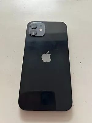 Apple IPhone 12 - 128 GB - Black (O2) • £142