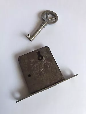 Vintage Victor Victrola Lock & Key  ( Original ) • $60