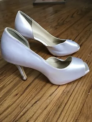 Michaelangelo White Open Toe Shoe 9W Wide 4  Heel Wedding Michele • $4.99