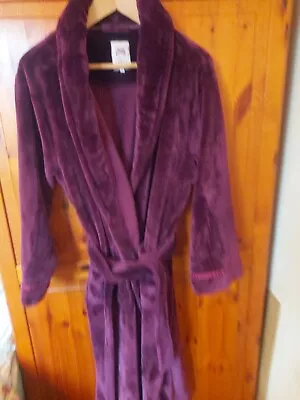 Ladies Dressing Gown Size 12/14 Debenhams Velour Feel Soft Warm Vgc Burgundy  • £9.50