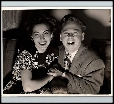 £160.07 • Buy AVA GARDNER 1942 MICKEY ROONEY LOVELY COUPLE HOLLYWOOD PORTRAIT Photo 278