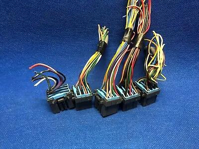 Wiring Harness Plug Connector 04 Mitsubishi Lancer Mtx Module Ecu Ecm Mn156916 • $39.99
