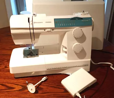 Husqvarna Viking Emerald 118 Sewing Machine With Foot Pedal & Case • $199
