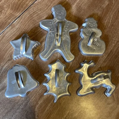 $15 • Buy 6 Vintage Aluminum Cookie Cutters Gingerbread Man Snowman Deer Bell Star Holly