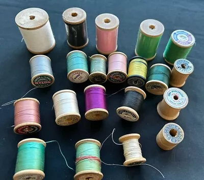 Lot 21+2 Vintage Wood Wooden Sewing Thread Spools Crafts Hobby • $15