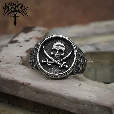 The Pirates Of The Caribbean Jack Sparrow Skull & Swords Antique Silver Ring • £10.79