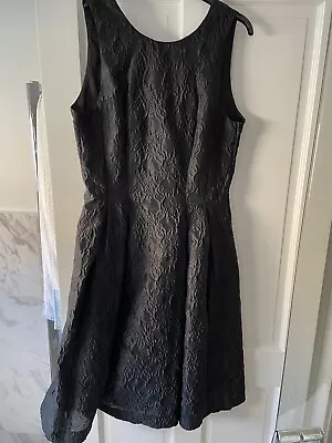 BLACK H&M Sassy Black Dress • £1.50