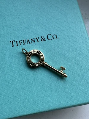 £650 • Buy Tiffany And Co Atlas Gold Key Pendant