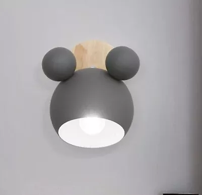 Mickey Mouse Lamp • $6