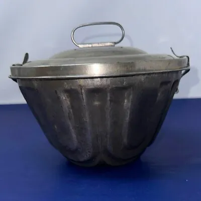 Vintage Metal Bundt Cake/jello Mold With Locking Lid  • $20