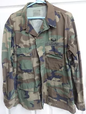 Vintage Army Button Front Woodland Camo Jacket Military Warm Weather Men L Reg • $36.54