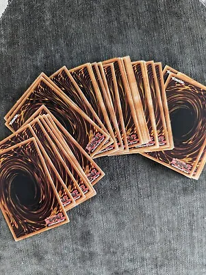£4 • Buy 100 Card Yu-Gi-Oh Mystery Bundle (Various Sets/Rarity Includes Foil Cards)