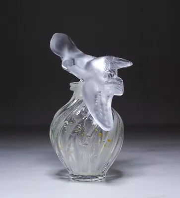 $79.99 • Buy Vintage Crystal LALIQUE France Nina Ricci L'air Frosted Doves Perfume Bottle