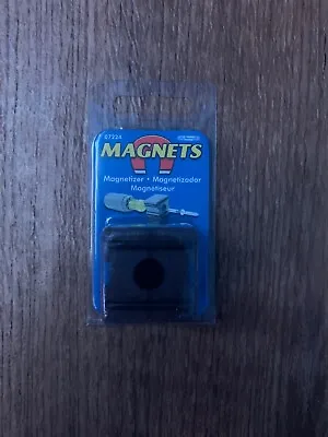 Master Magnetics  1 In. Ferrite Powder/Rubber Polymer Resin  Magnetizer  0.6 MGO • $5.50