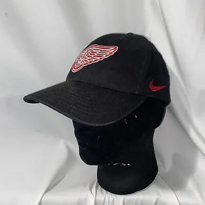 Vintage Detroit Red Wings Nike Swoosh Strapback Hat • $18.75