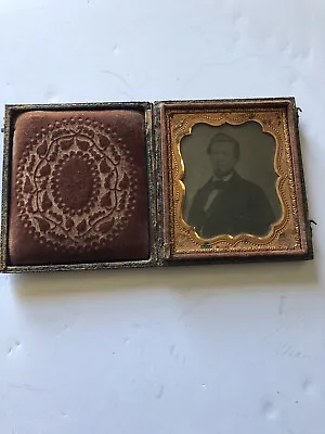 Antique Photo Tin Type Daguerreotype Or Ambrotype Of Man In Leather Case • $123.08