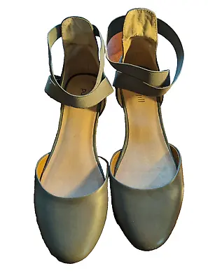 J Jill Pure Jill Women's Leather Ballet Flats Ankle CrissCross Strap Taupe Sz 10 • $36.99
