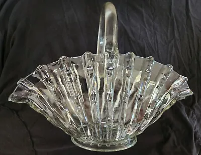L E Smith Large Vintage Glass Bridal Basket • $9.99