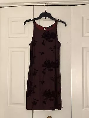 NWT Adeline Boutique Maroon Floral Velvet Embossed Bodycon Dress Size Small NEW • $12.43