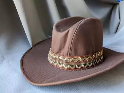 USA Made 7-1/4 Vintage 1970s Western COWBOY HAT Brown YOUNG AN • $12.95