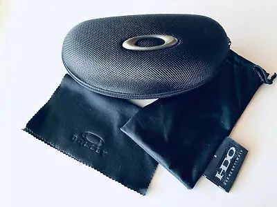 New Genuine Oakley Black Sunglasses Case W/ Cleaning Cloth Dust Bag • $10.99