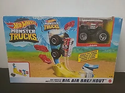 Hot Wheels Monster Trucks Big Air Breakout Track Set 1:64 Die-Cast 5-Alarm • $18.95