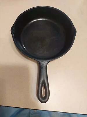 VINTAGE BIRMINGHAM STOVE  RANGE RED MOUNTAIN SERIES 5.B Skillet Cast Iron 8 Inch • $9.99