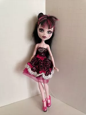 Monster High Sweet 1600 Draculaura Doll 2011 With Outfit And Shoes • $42.74