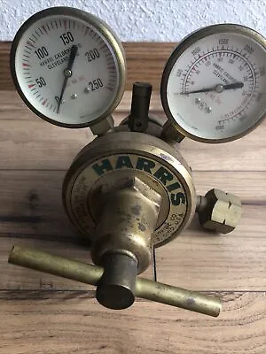 Harris Calorific Model 93-250 Multi-Stage Dual Gauge Compressed Gas Regulator • $24.99