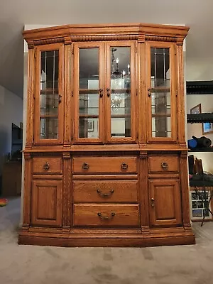 American Drew Oak Cabinet Glass Door & Shelves China Hutch With Lights And Base • $400