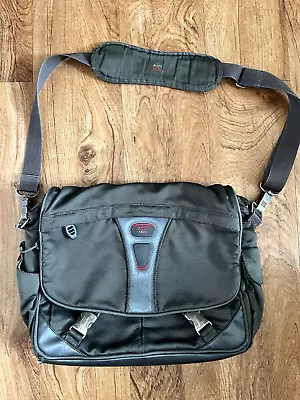 TUMI T-Tech 5508GRH Graphite Computer Messenger Bag Ballistic Nylon (Flawed) • $18