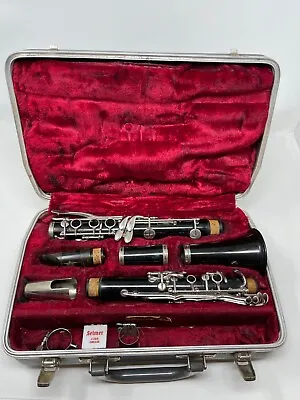 Vintage Bundy Selmer Resonite Clarinet With Original Case  • $44.99