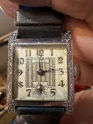 Swiss Chateau Cadillac Hand Winding Antique Vintage Watch • $40