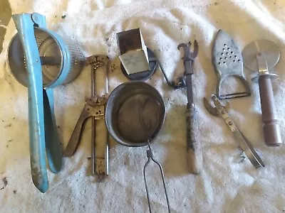 Vintage Kitchen Utensils Lot • $9.99