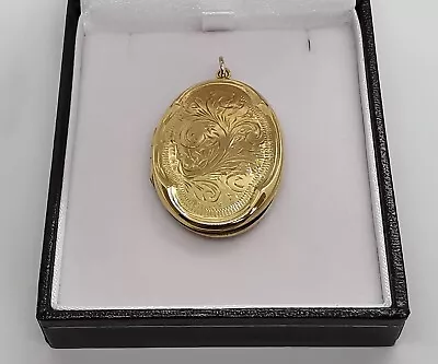 9ct 375 Yellow GOLD FANCY ETCHED LOCKET Oval 26x36mm O Ring Fix 2 Photos 6.7g • £265