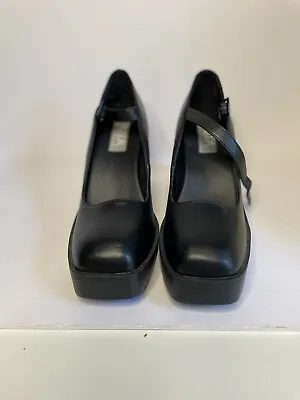MIA Ophia Black Chunky Shoes • $7