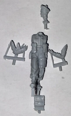 £8 • Buy 1/35 Resin Wounded British Soldier Walking