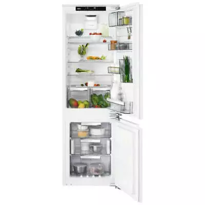 AEG SCE818C5TC Fridge Freezer Fully Integrated 70:30 Frost Free Fixed GRADE A • £559.99