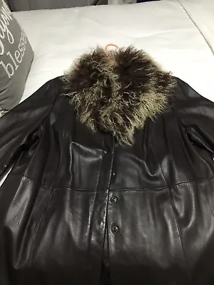 Avenue Plus Size Leather Coat Size 22/24 With Mongolian Lamb Fur Collar • $135