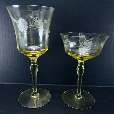 Yellow Etched Stemware Wine Champagne Glass Daisy Sunflower VTG Depression • $22.95