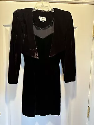 Beautiful Vintage Black Velvet Cocktail / Prom Dress W/ Jacket - Size 5-6 - Euc! • $39.99