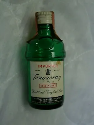 Vintage Tanqueray English Gin 10th Pint Green Glass Liquor Bottle/Empty • £9.64